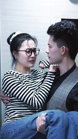 爱你一错到底(100集) 爱你一错到底(100集)快来看短剧