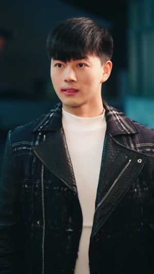 九龙冰室之龙在人间(77集) 九龙冰室之龙在人间(77集)好看又上头短剧