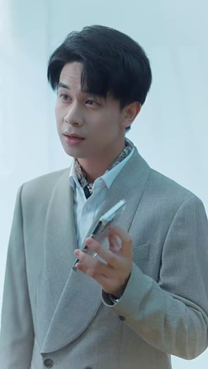 新版:听见你的声音(64集) 新版:听见你的声音(64集)热门短剧排行榜