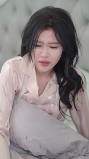 被偷走爱的那十年(43集) 被偷走爱的那十年(43集)短剧在线更新