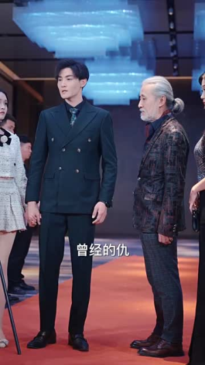 歌神回归,重返巅峰(82集) 歌神回归,重返巅峰(82集)真的太好看了