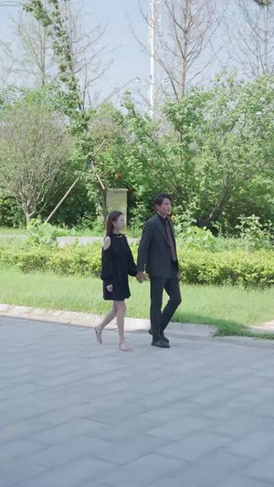 全网直播,小姨子曝光了我的身份(85集) 全网直播,小姨子曝光了我的身份(85集)在线看免费版