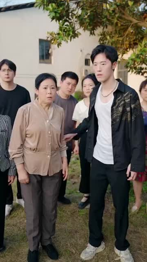 晚风遇见你(78集) 晚风遇见你(78集)常回家看看短剧