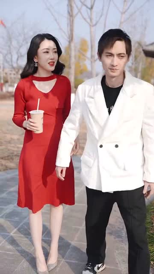 危险的她（长篇）穿越短剧推荐