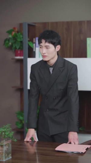 为她流泪到天明(44集) 为她流泪到天明(44集)热播短剧分享