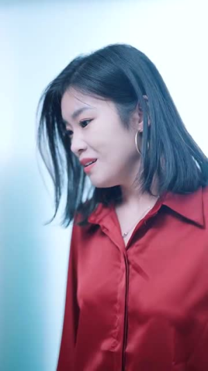 她与鸢尾同绽(31集) 她与鸢尾同绽(31集)演的怎么样