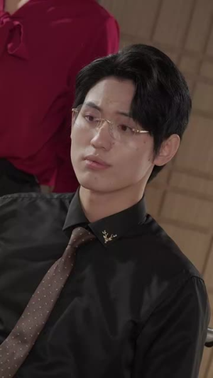 腹黑夫人飒又撩(96集) 腹黑夫人飒又撩(96集)热门短剧分享