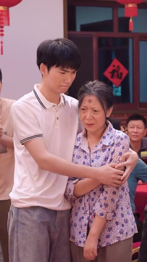 金榜题名之状元回乡(36集) 金榜题名之状元回乡(36集)精彩短剧天天看