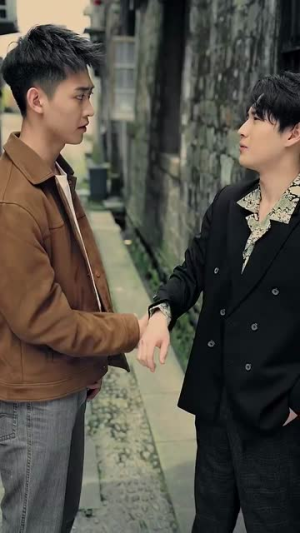 回到1994(100集) 回到1994(100集)温柔追捕短剧