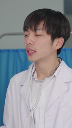 女总裁的超级保安(92集) 女总裁的超级保安(92集)热门短剧看不停