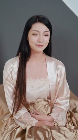 她是女神(58集) 她是女神(58集)短剧越看越精彩