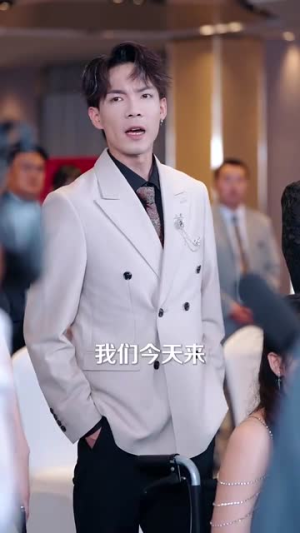 偷听心声后穿书千金被司家团宠啦（100集）短剧解说热门