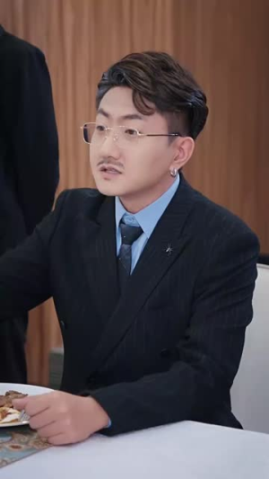 开局当保镖竟娶了美女总裁(36集) 开局当保镖竟娶了美女总裁(36集)短剧视频分享