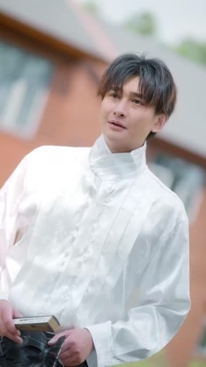 新版:逆鳞(75集) 新版:逆鳞(75集)短剧精彩片段