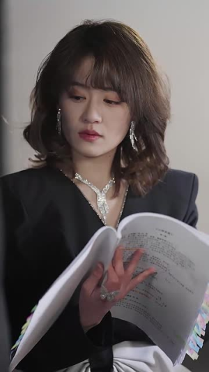 少爷你的替身夫人她跑了(85集) 少爷你的替身夫人她跑了(85集)精彩短剧推荐