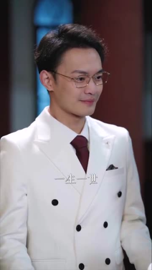 掌上蔷薇(46集)  掌上蔷薇(46集) 短剧追到爽