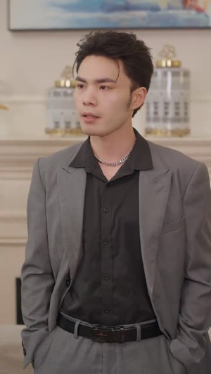 住进阿姨家后,我觉醒了时间暂停(83集)  住进阿姨家后,我觉醒了时间暂停(83集) 小短剧抢先看