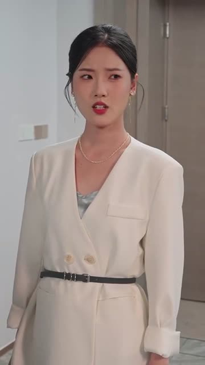 美食:随机摆摊,顾客追我满街跑(95集) 美食:随机摆摊,顾客追我满街跑(95集)最新火爆短剧