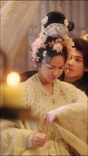 穿越后宫我和暴君互听心声(75集) 穿越后宫我和暴君互听心声(75集)无需充值尽情看