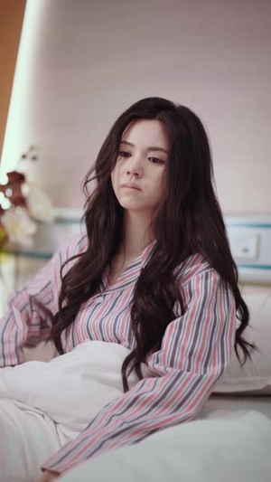 晚来舟不渡 (59集) 晚来舟不渡 (59集)爆款短剧抢先看