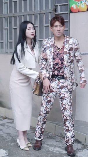 温柔的诱惑第四版&销魂蚀骨&粉葡萄的诱惑(长篇) 温柔的诱惑第四版&销魂蚀骨&粉葡萄的诱惑(长篇)红果免费看短剧