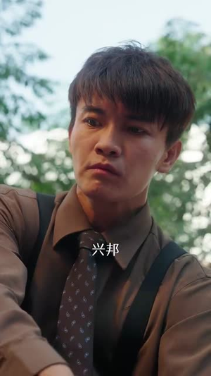 重生87我的师娘不对劲 (81集) 重生87我的师娘不对劲 (81集)精彩短剧片段