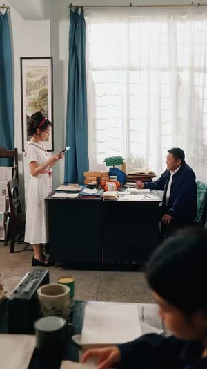 重生八零带娃闪婚冷面厂长 (80集) 重生八零带娃闪婚冷面厂长 (80集)好看短剧又来了