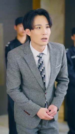 万物交易群(73集) 万物交易群(73集)无需会员免费看