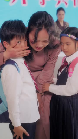 中年被裁后，我拿下总裁弟弟（66集）每日短剧推荐