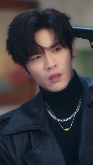 我身体里的那个他（70集）亿万短剧抢先看