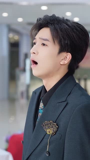 拒绝高冷女神后，绑定被骗成真系统（70集）视频在线看